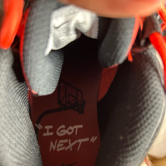 Shoes - Picture 3 of 4